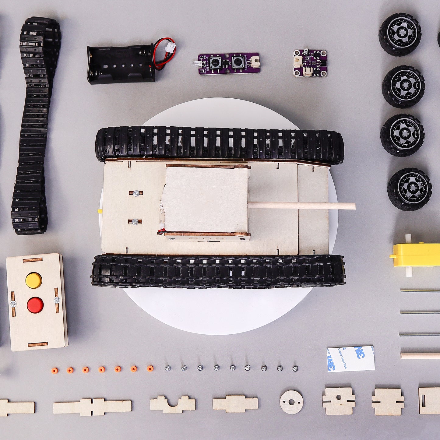 ST015 Remote-Controlled Tank