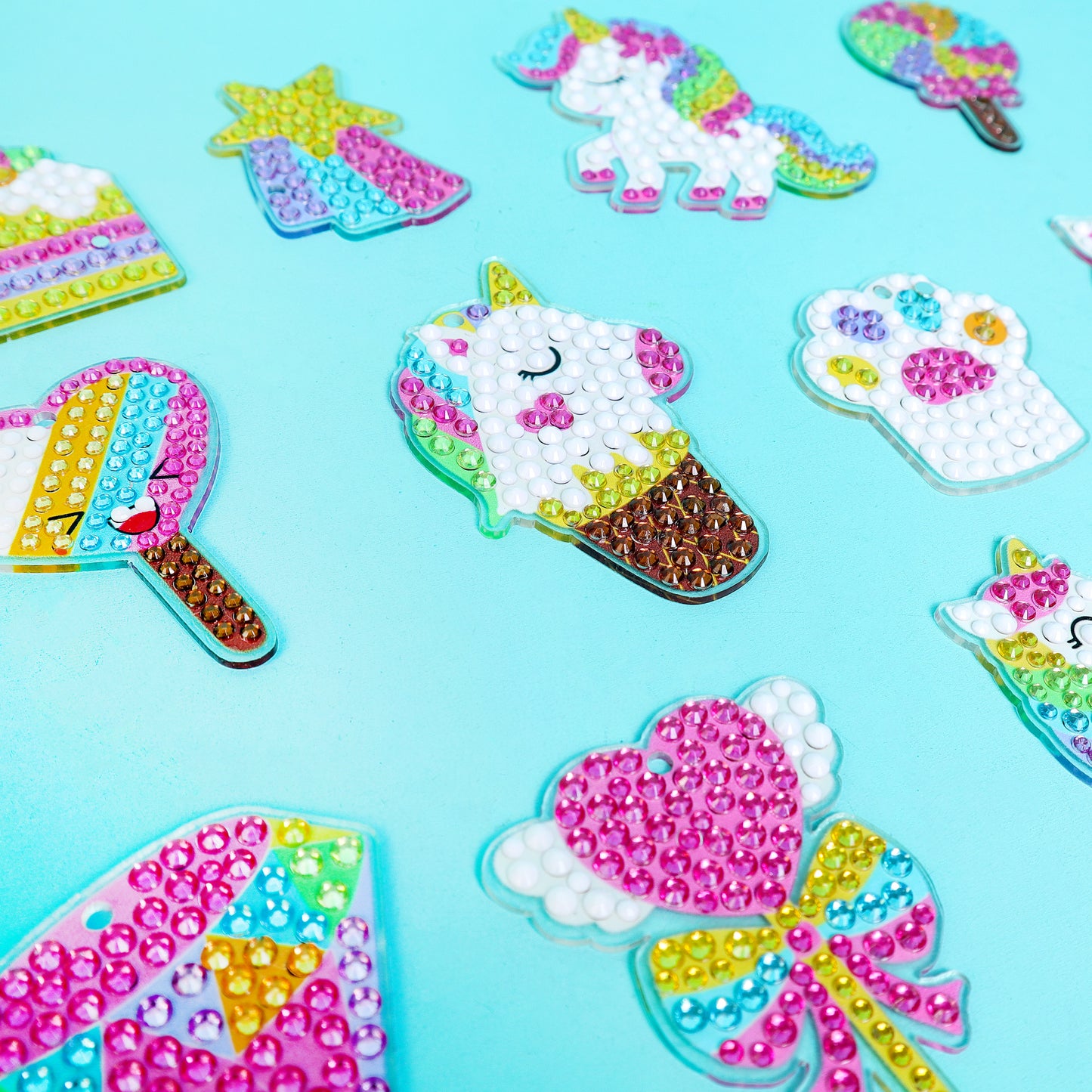 CF027 Adorable Keychains Diamond Art Kit – Unicorn (Set of 15)