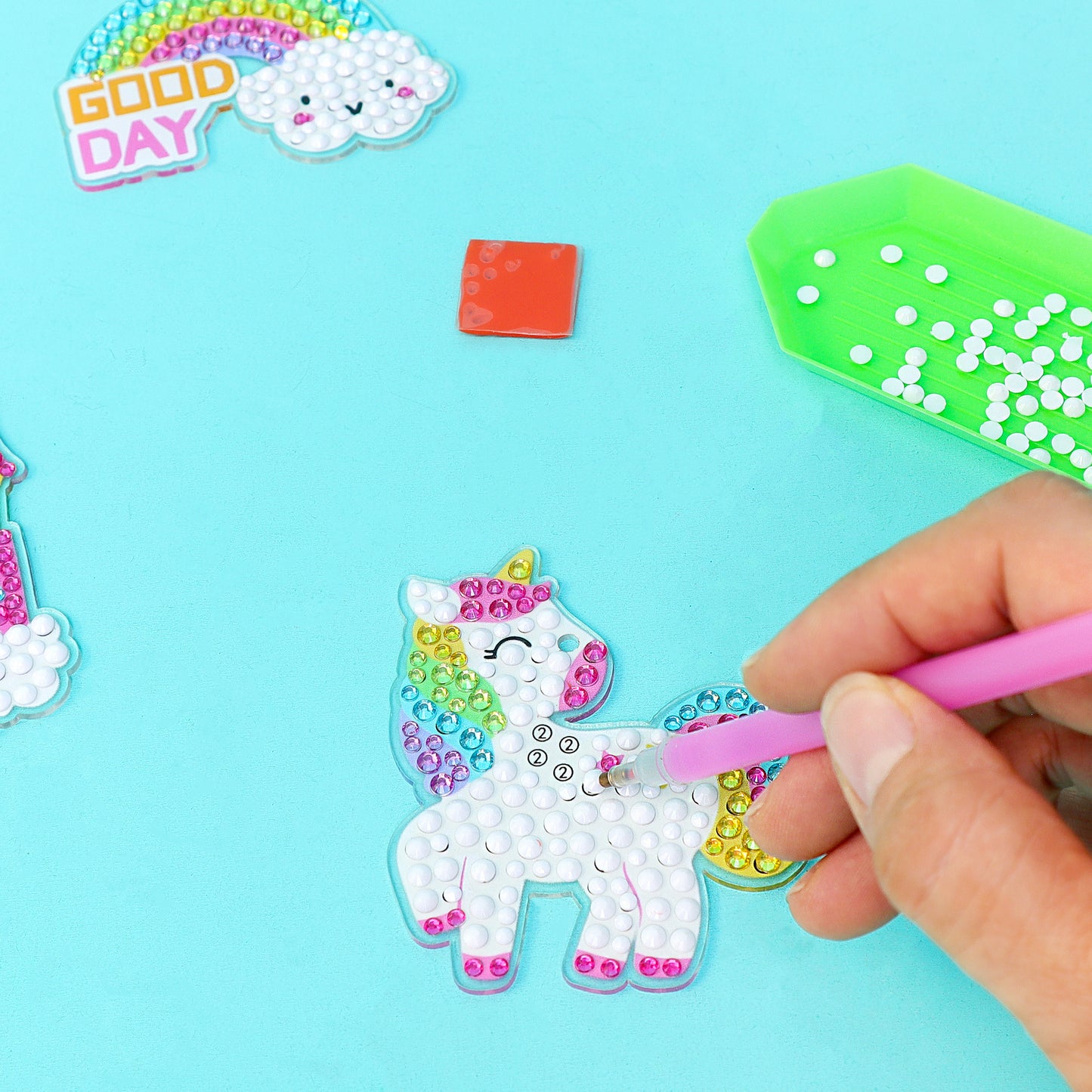 CF027 Adorable Keychains Diamond Art Kit – Unicorn (Set of 15)