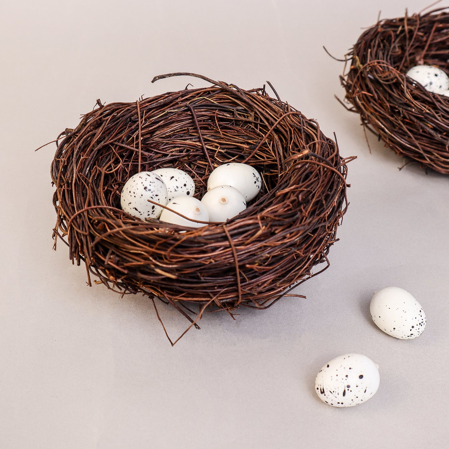 HM022 Handmade Bird Nest and Realistic Eggs