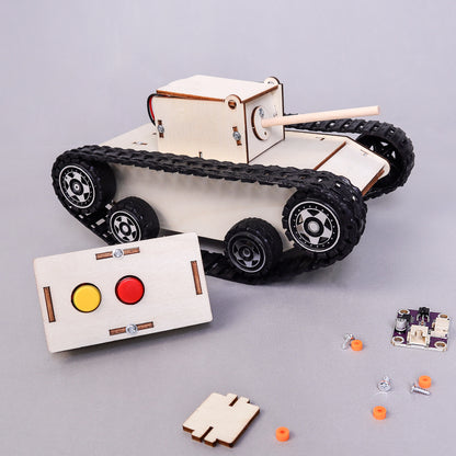 ST015 Remote-Controlled Tank